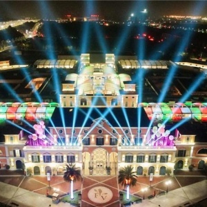 光影璀璨，纵享欢购，重庆佛罗伦萨小镇携手第三届重庆国际光影艺术节共贺四周年庆典