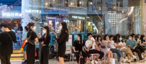 年夜饭预订火爆 火锅超市模式引领团圆新风尚