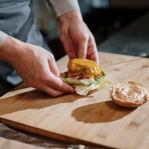 天然健康汉堡新选择，优质食材打造美味体验