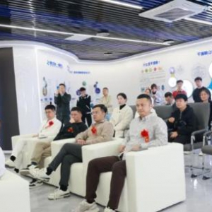 原卫生部副部长殷大奎考察干细胞研发基地 关注细胞治疗产业发展前景