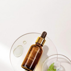 以油养肤护肤新趋势，植物精油呵护肌肤焕发自然光彩