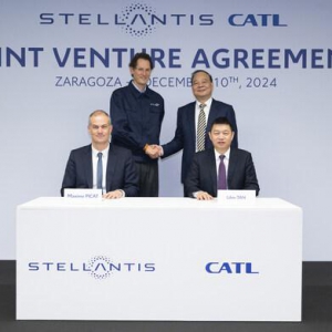 宁德时代携手Stellantis在西班牙建磷酸铁锂电池厂 投资41亿欧元
