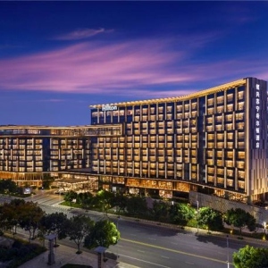 绍兴苏宁希尔顿酒店正式开业 打造古越文化与现代美学融合体验