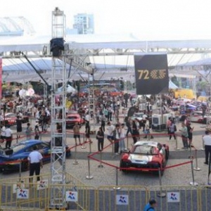 澳门格兰披治大赛车激情开战 四天赛事对决巅峰时刻