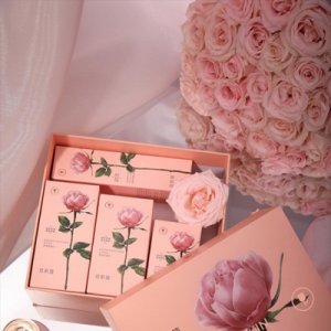 秋季肌肤易敏怎么办？温和护肤守护脆弱肌屏障