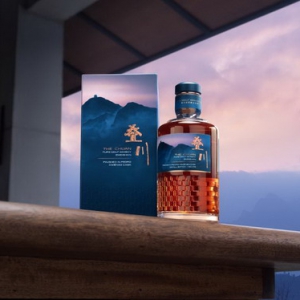 叠川斩获2025年旧金山世界烈酒大赛“双金奖”