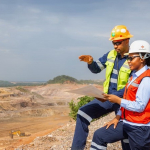 洛阳钼业核心管理层大调整，新高管团队引领战略升级