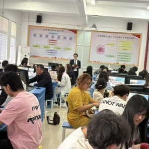 中国人寿寿险连江支公司走进福建商学院 开展“保险知识进校园”宣传活动