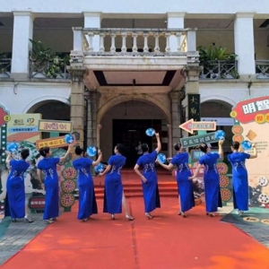 文化金融跨界融合 银发群体沉浸式体验优雅安心