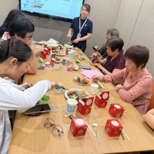 中国人寿寿险台江支公司开展香薰蜡烛手作活动，共筑温馨客户情谊