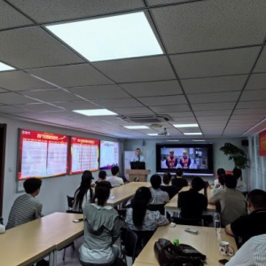 中国人寿寿险鼓楼支公司开展“人人讲安全 个个会应急”安全生产系列活动