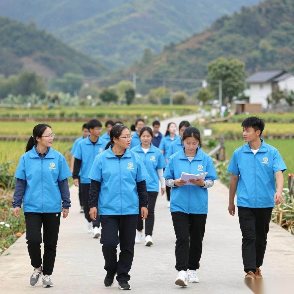 平安集团开展希望工程支教活动助力乡村教育发展